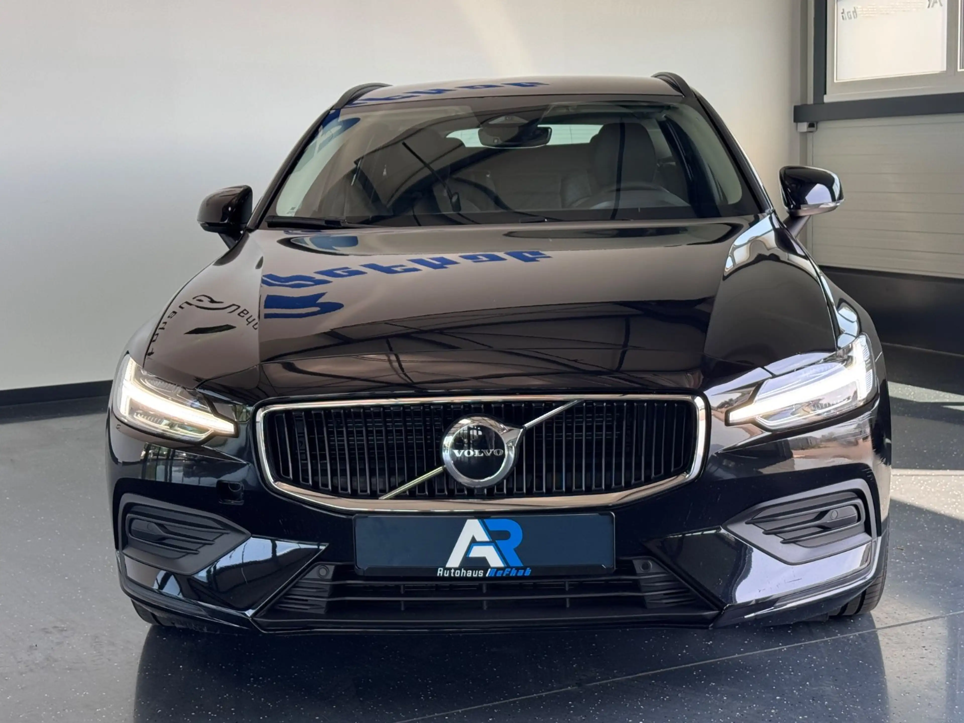 Volvo V60 B4 Kombi Core*DIGITAL*LED*SHZ*KAMERA*TOP* — photo 8