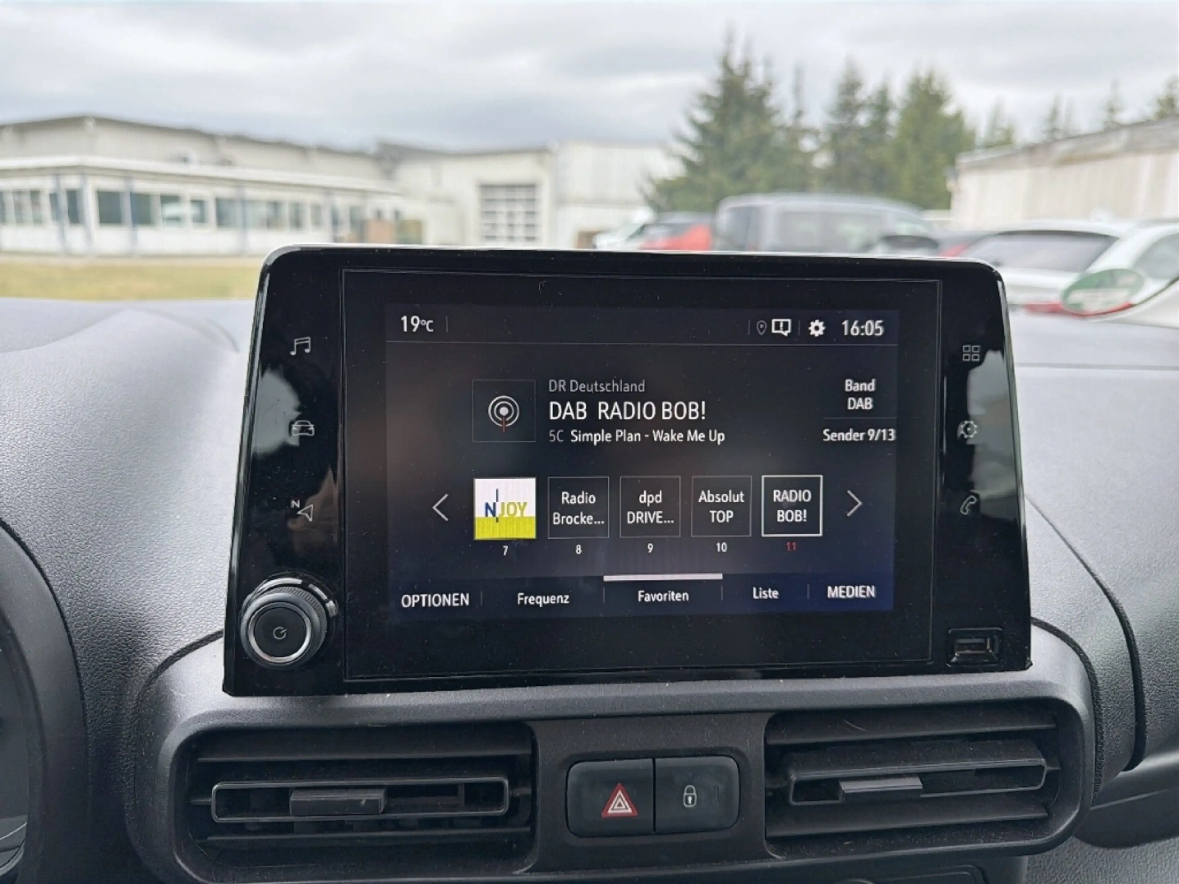 Opel Combo Life E Edition AHK Navi Apple CarPlay Android Auto Musi — photo 16