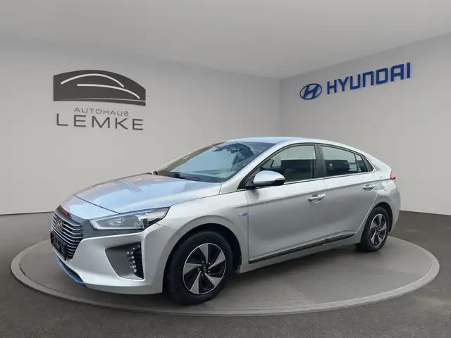 Hyundai IONIQ 1.6 GDI HYBRID HEV STYLE + WINTERRÄDER - NAVI