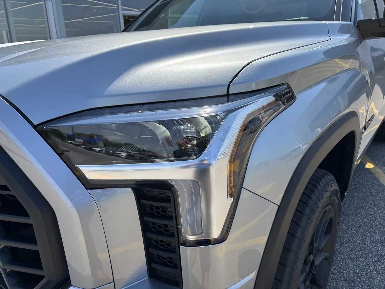 Toyota Tundra снимка Toyota Tundra