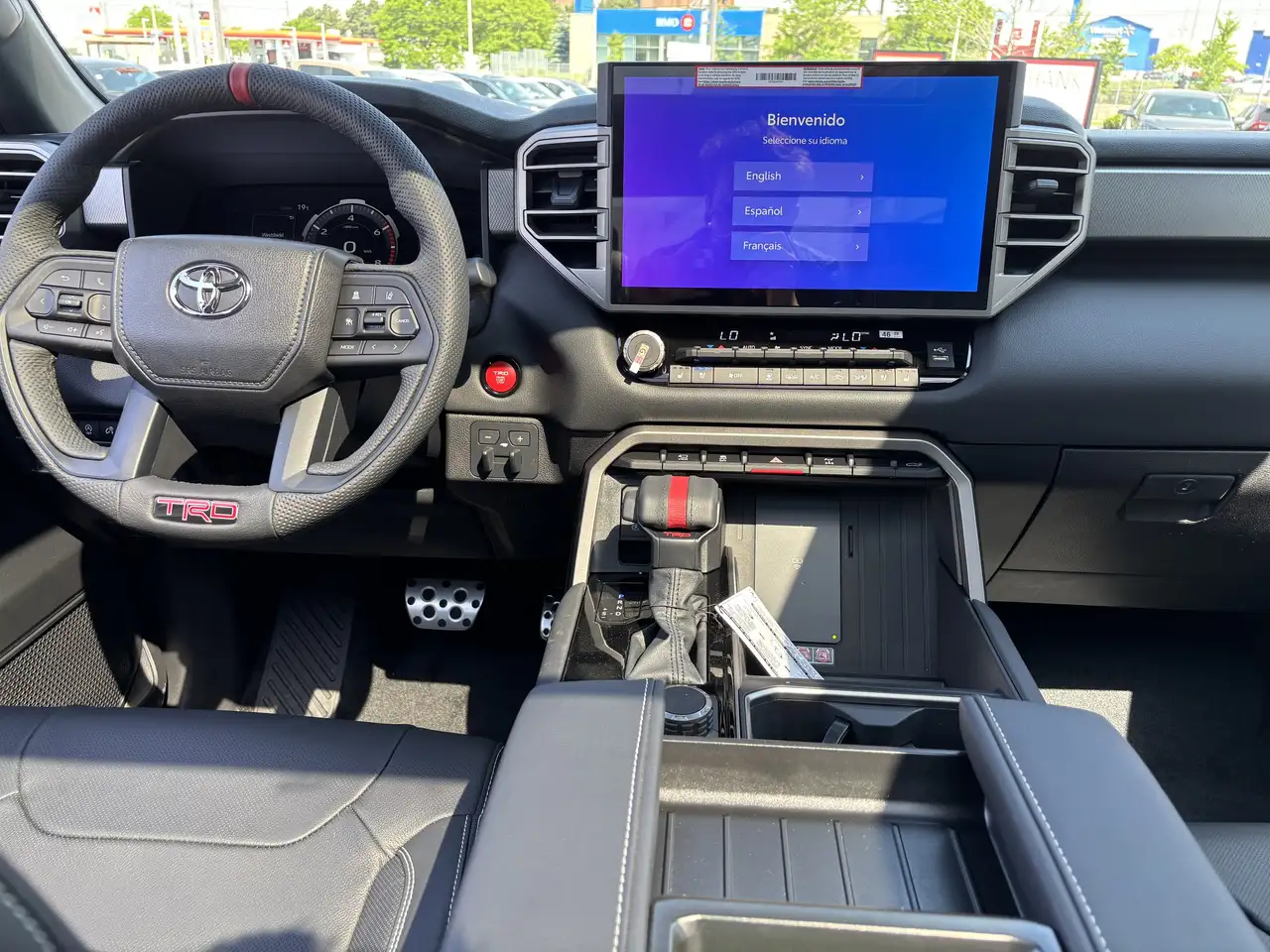 Toyota Tundra снимка Toyota Tundra