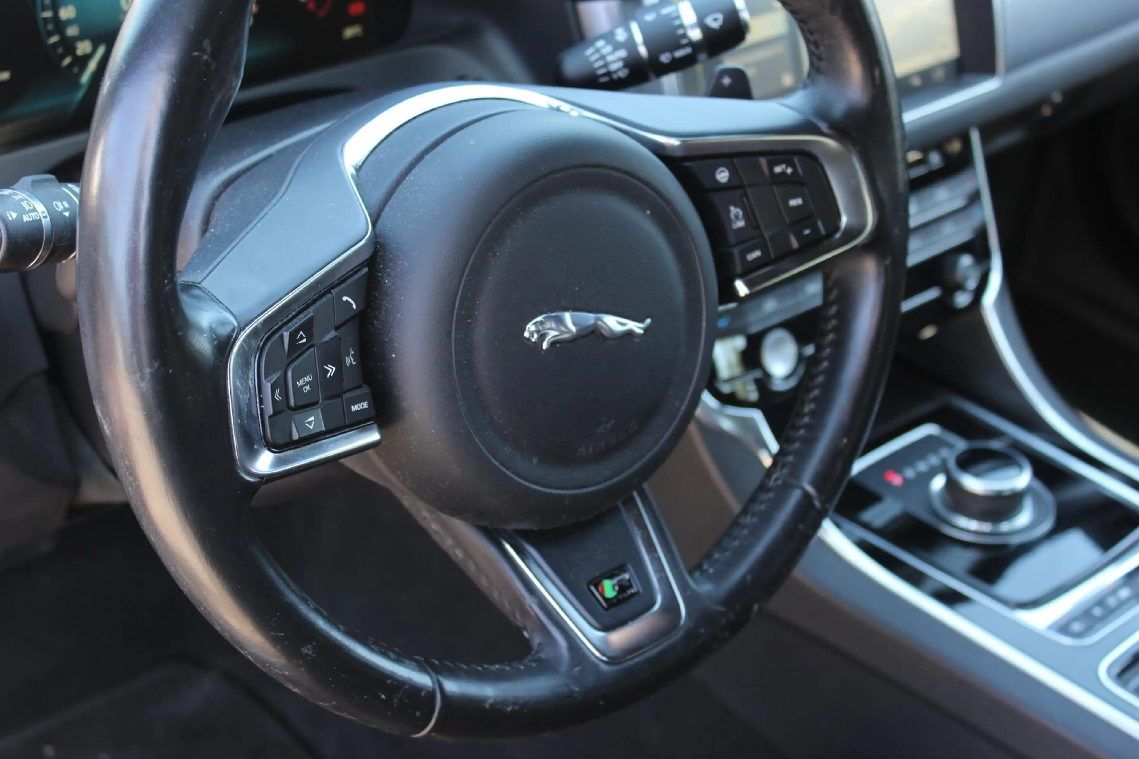 Jaguar XF 2.0d R-Sport Automaat — photo 11