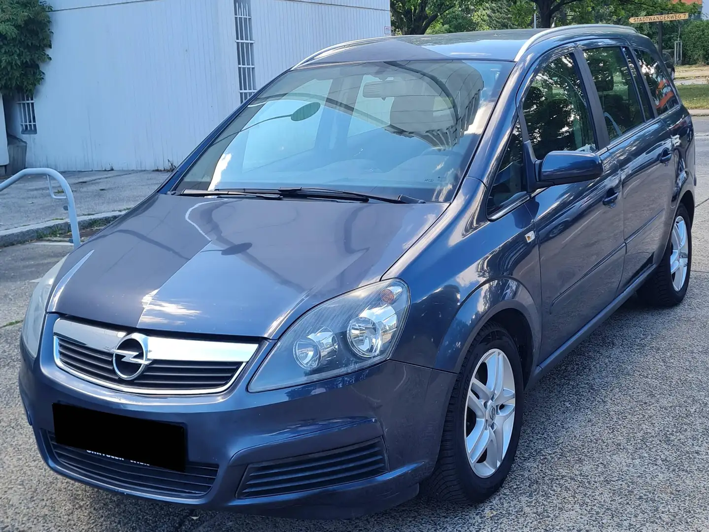 Opel Zafira Zafira Van Edition 1,9 CDTI DPF Edition Blau - 1