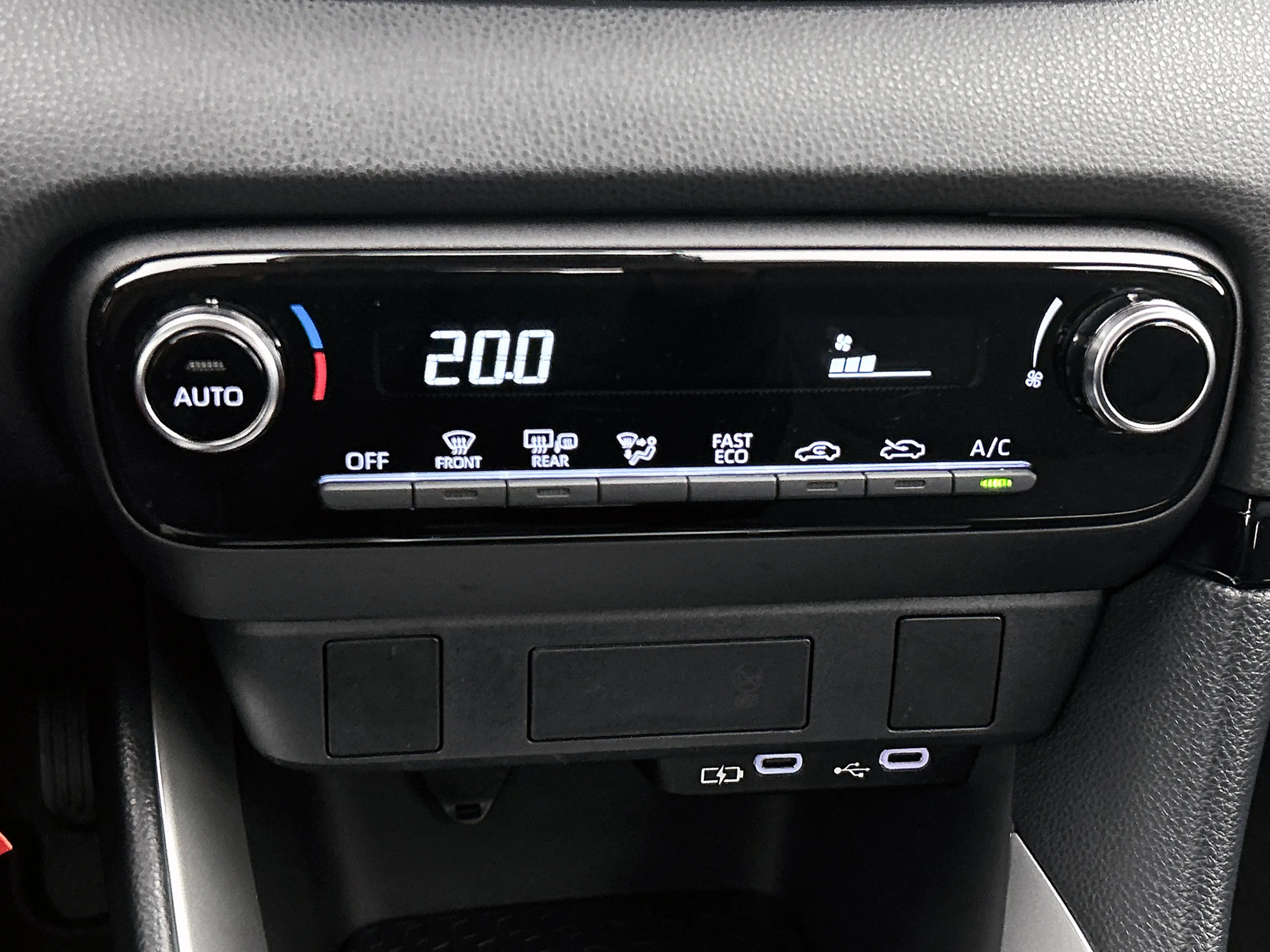 Toyota Yaris 1.5 Hybrid 115 Active | BTW voertuig | Apple CarPl — photo 10