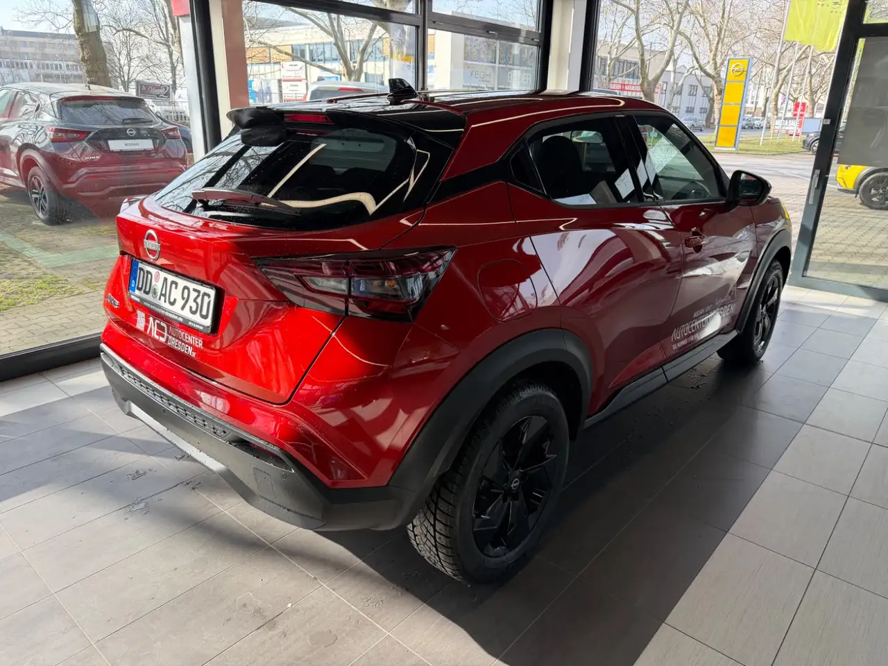 Nissan Juke 1.0 DIG-T 114 PS 6MT N-Conn Kam Navi SitzH 7