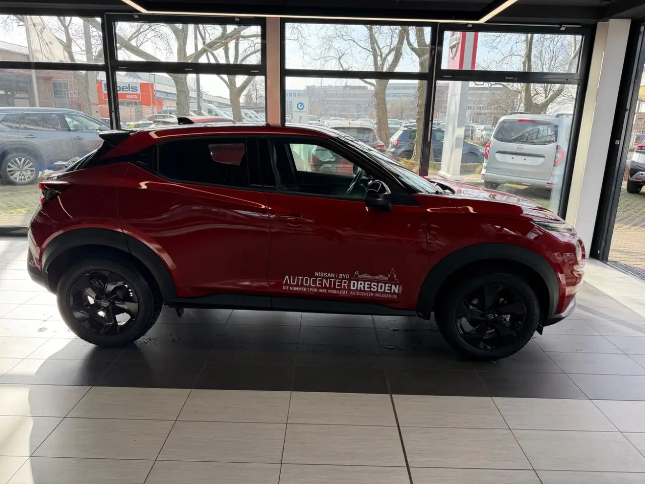 Nissan Juke 1.0 DIG-T 114 PS 6MT N-Conn Kam Navi SitzH 5