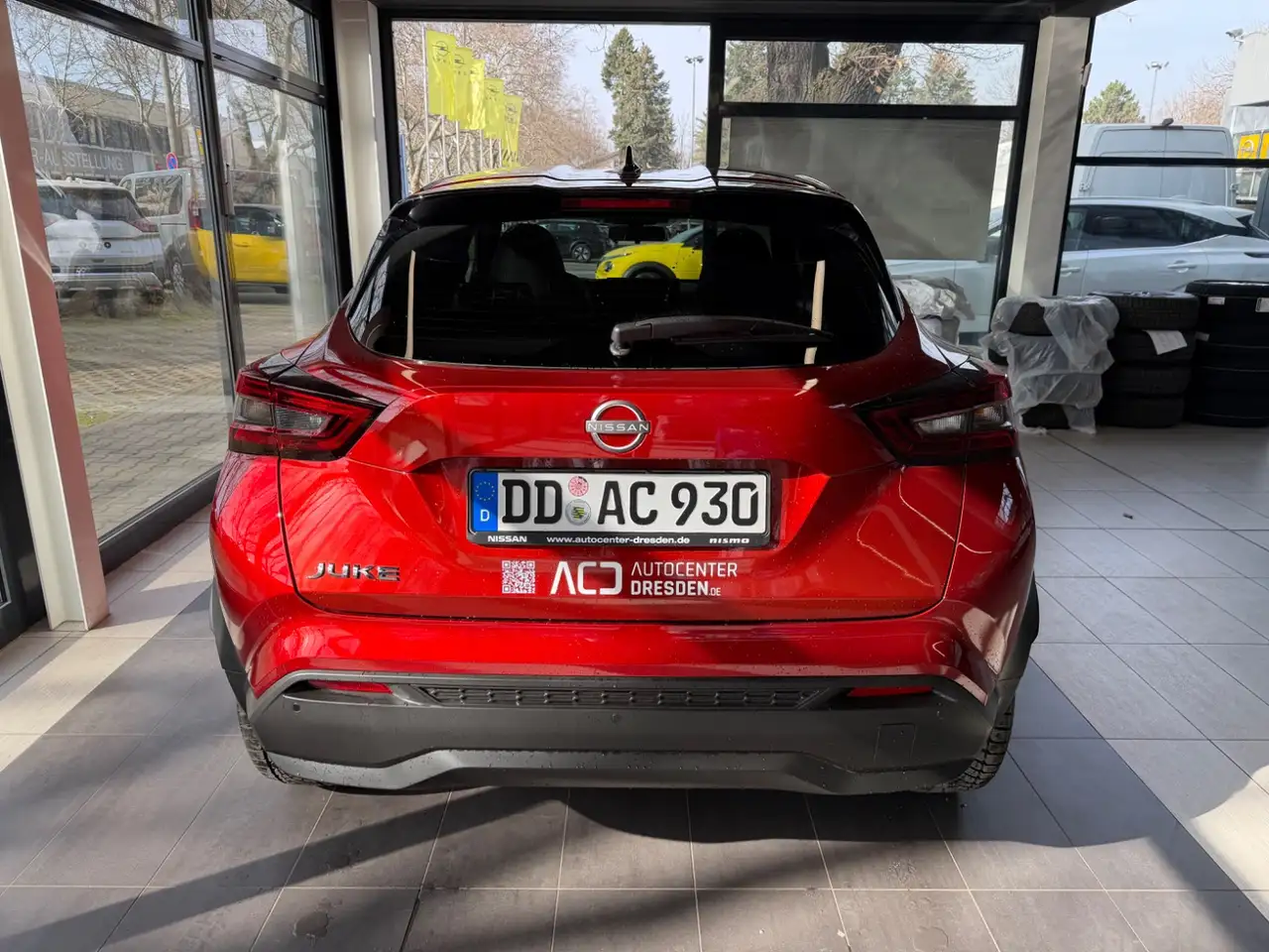 Nissan Juke 1.0 DIG-T 114 PS 6MT N-Conn Kam Navi SitzH 8