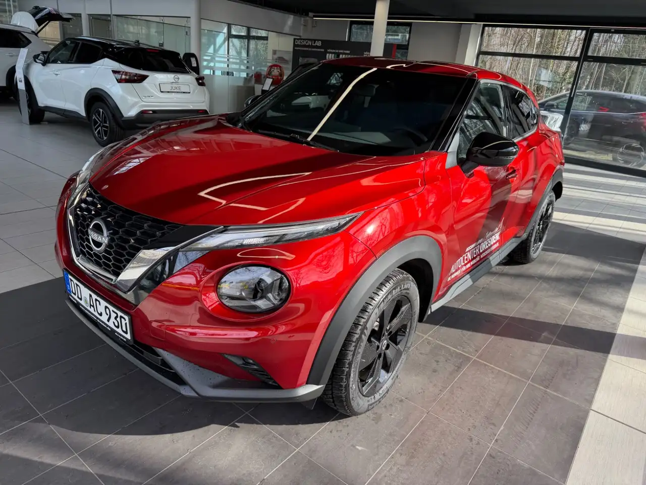 Nissan Juke 1.0 DIG-T 114 PS 6MT N-Conn Kam Navi SitzH 2