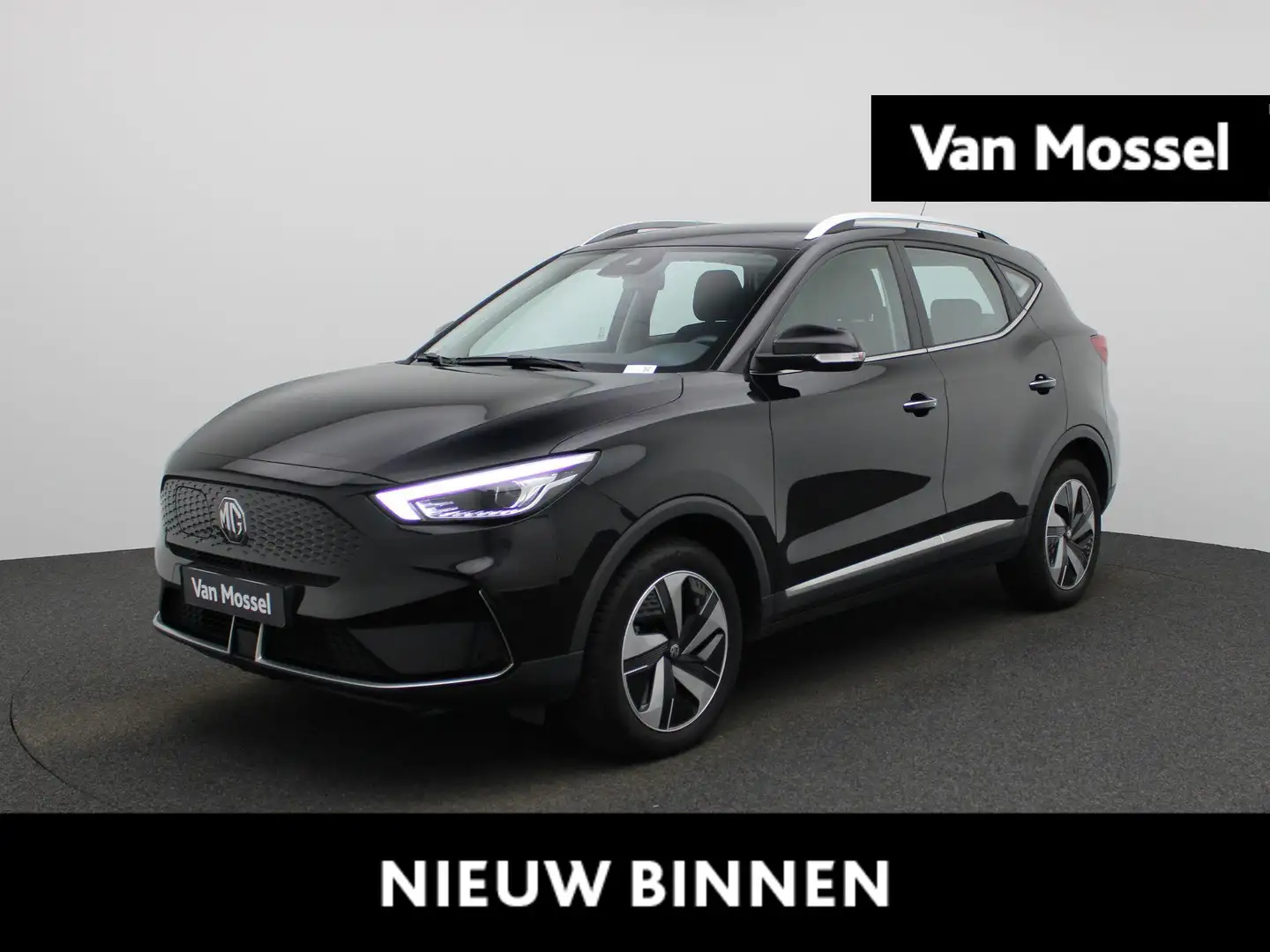MG ZS Standard Range 51 kWh Comfort | Parkeer camera | A Zwart - 1