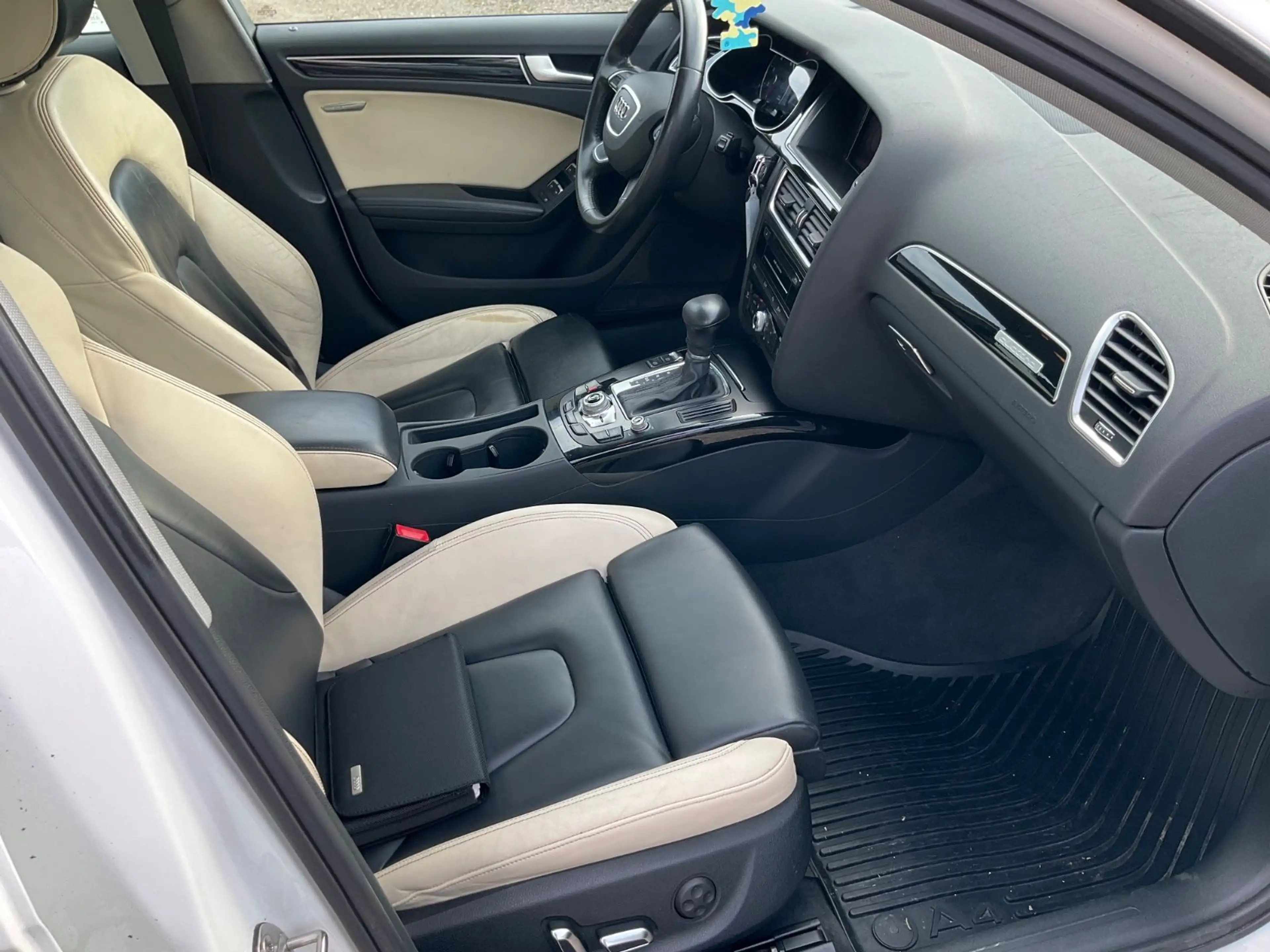 Audi A4 allroad quattro 2.0 TFSI * Exclusive * — photo 13