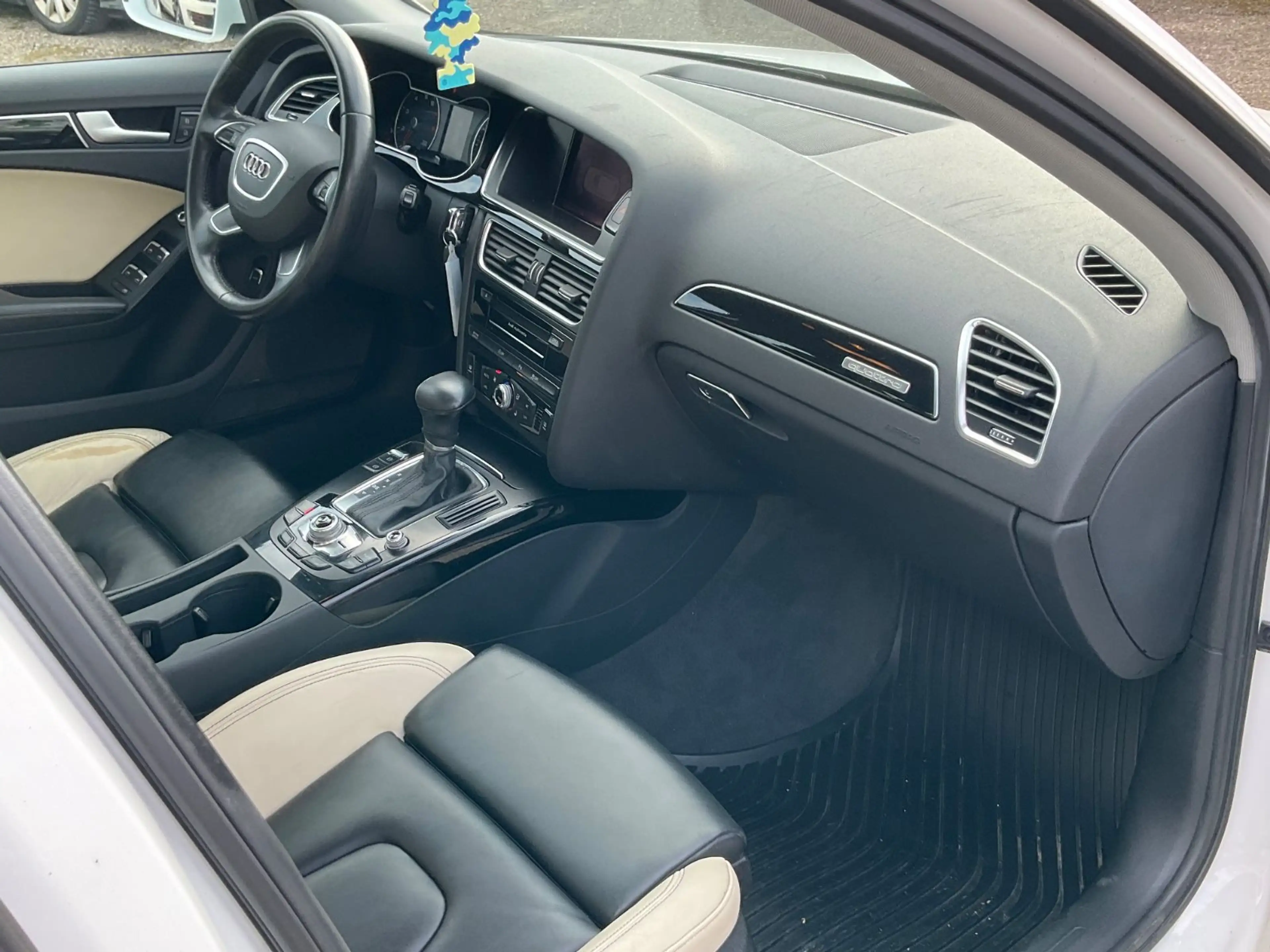 Audi A4 allroad quattro 2.0 TFSI * Exclusive * — photo 14