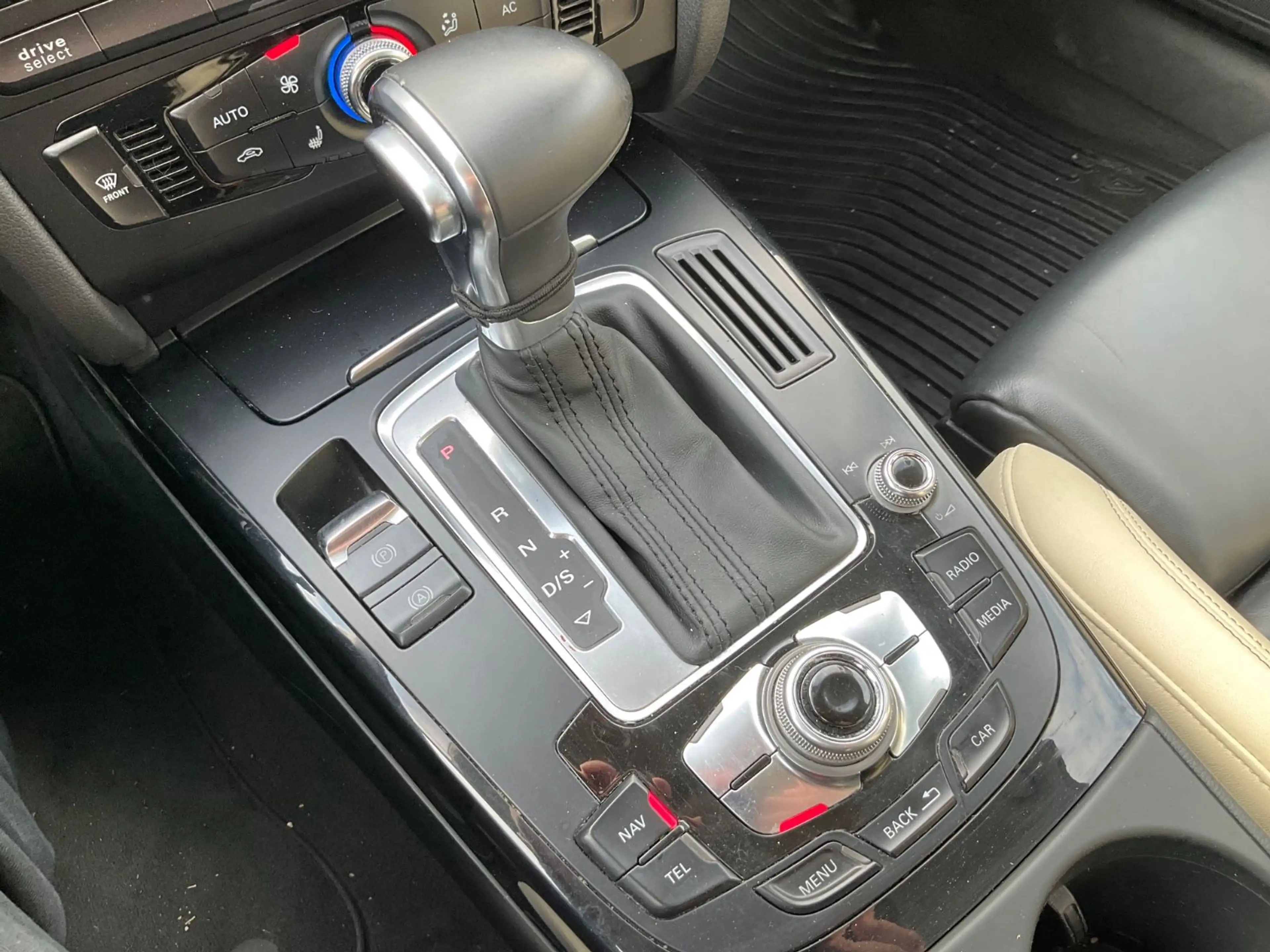 Audi A4 allroad quattro 2.0 TFSI * Exclusive * — photo 22