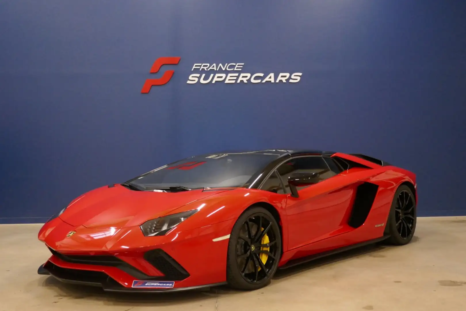 Lamborghini Aventador S LP-740 Roadster Rood - 2