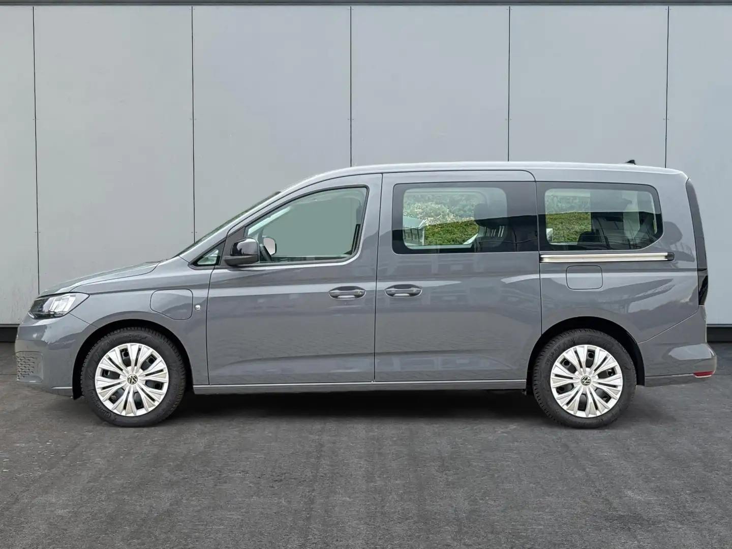 Volkswagen Caddy Maxi +PDC v+h+KAMERA+SHZ+GJR+ACC+LANE ASSIST 1.... Grau - 2