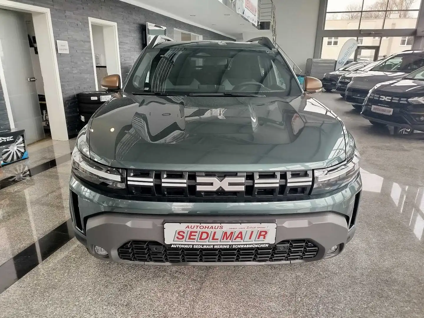 Dacia Duster Extreme TCe 130 4x4 AHK/CITY PAK/TECHNIK PAK Verde - 2