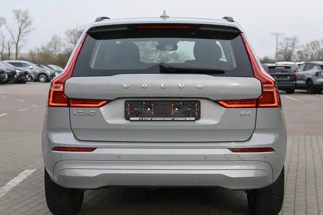 Volvo XC60 view 6