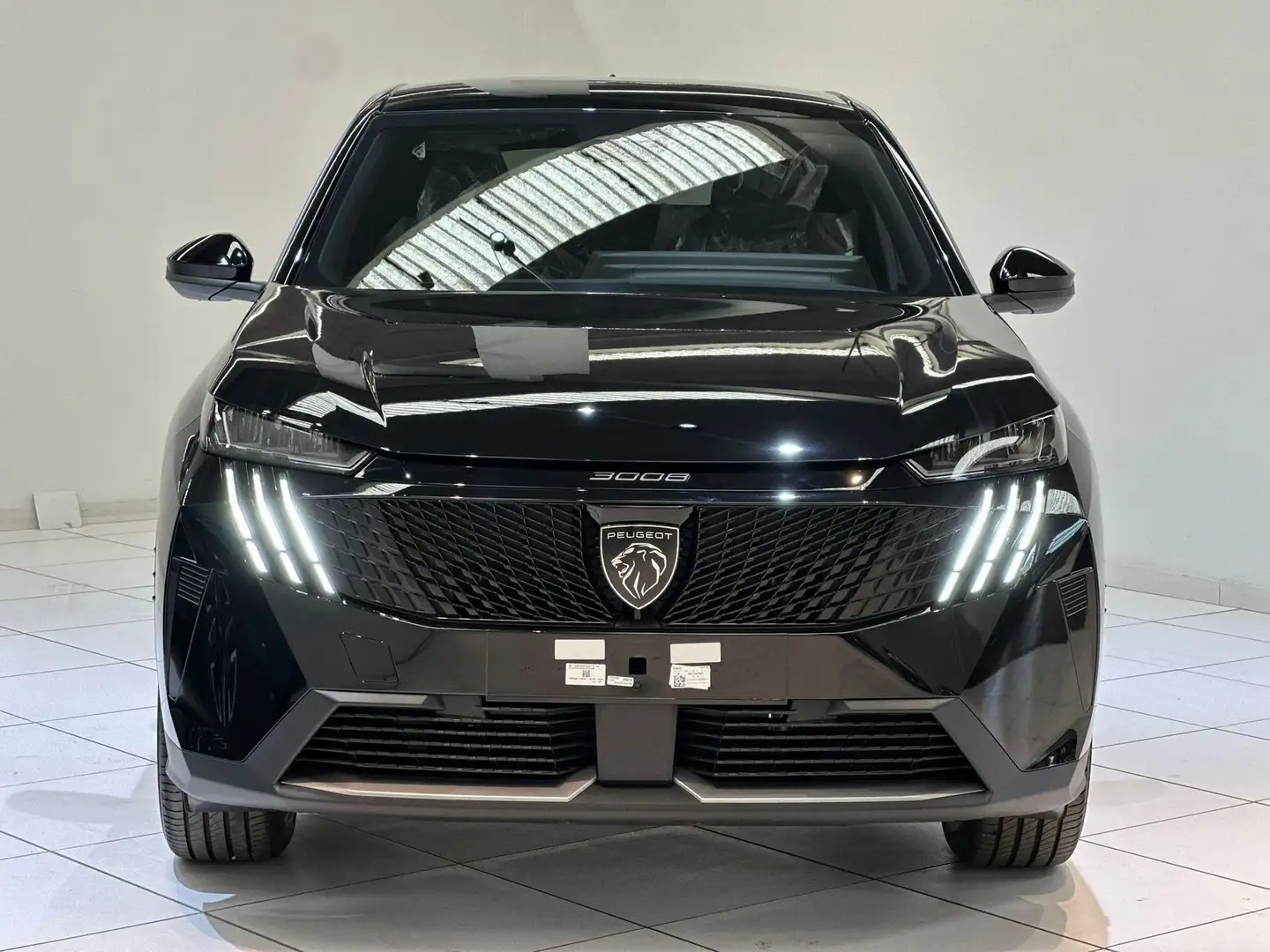 Peugeot 3008 Hybrid 145 e-DCS6 Allure Nero - 2