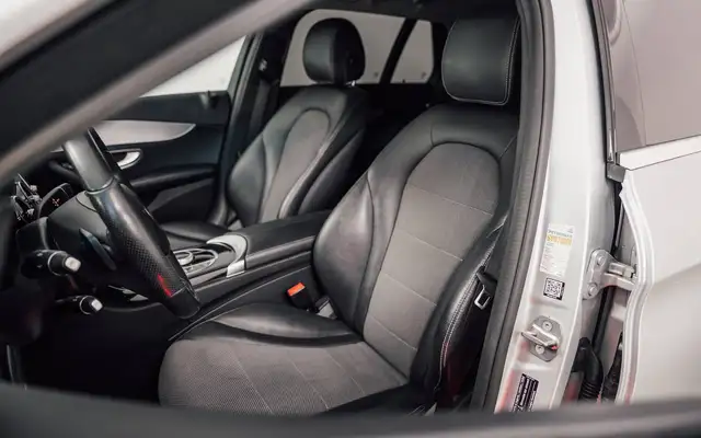 Mercedes-Benz C Class view 13