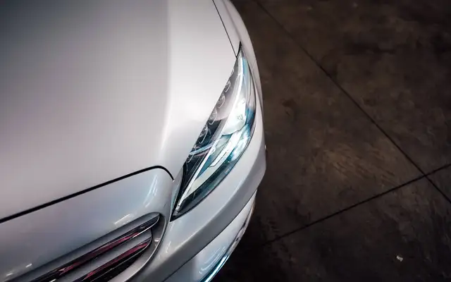 Mercedes-Benz C Class view 8