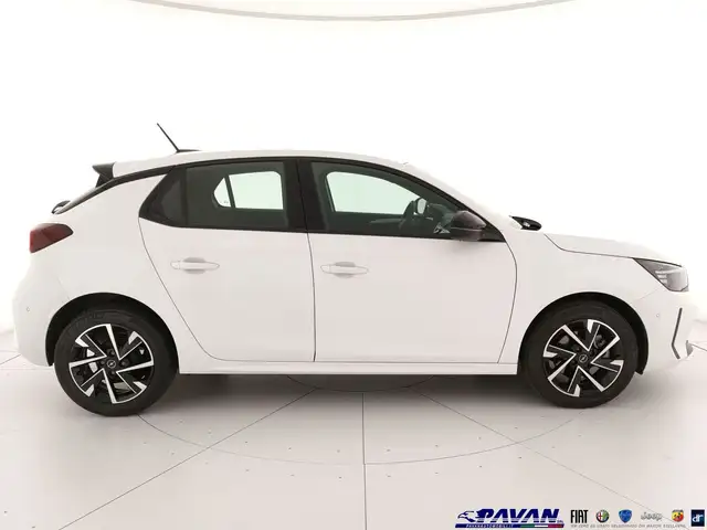 Opel Corsa view 4