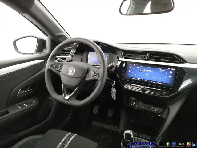 Opel Corsa view 9