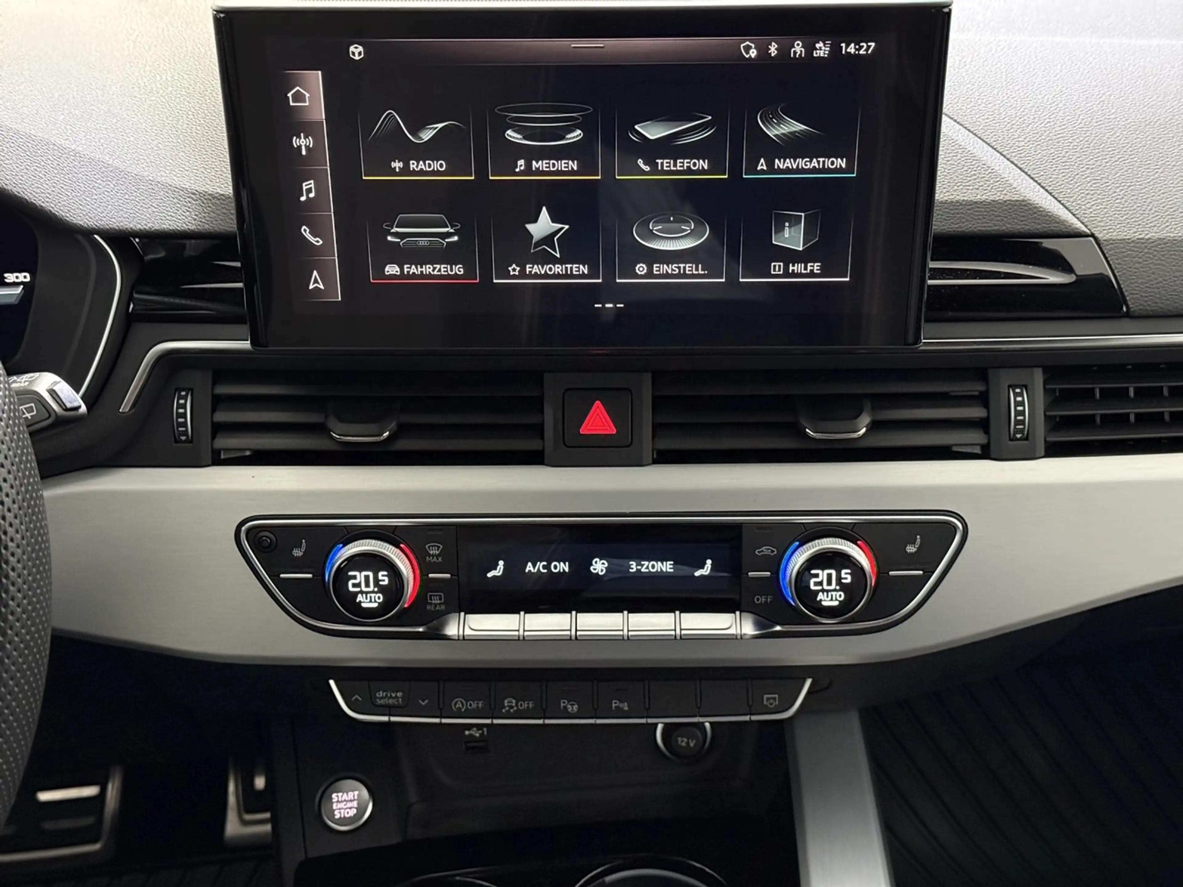 Audi A4 40 TDI quattro S line — photo 11