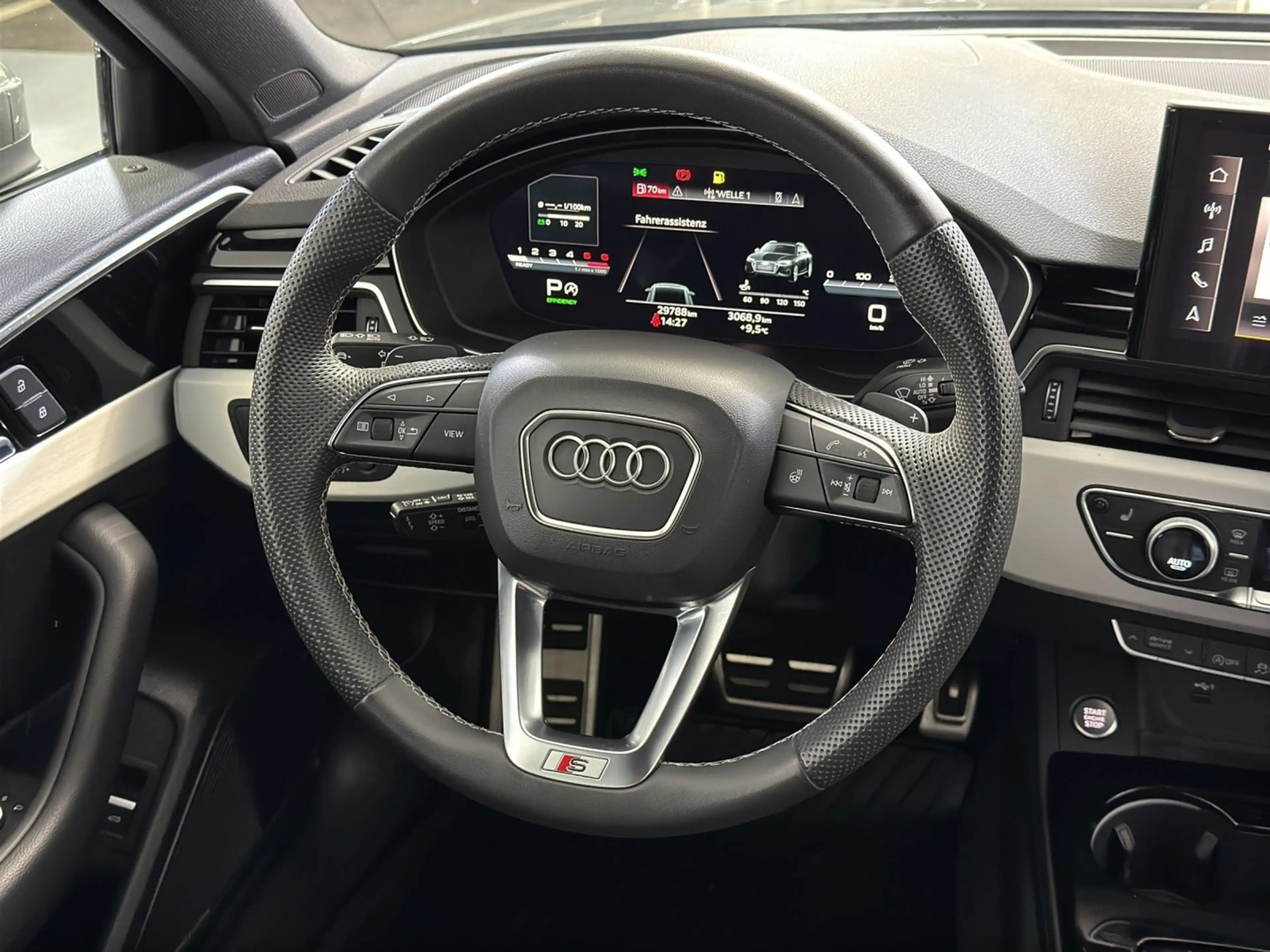 Audi A4 40 TDI quattro S line — photo 8