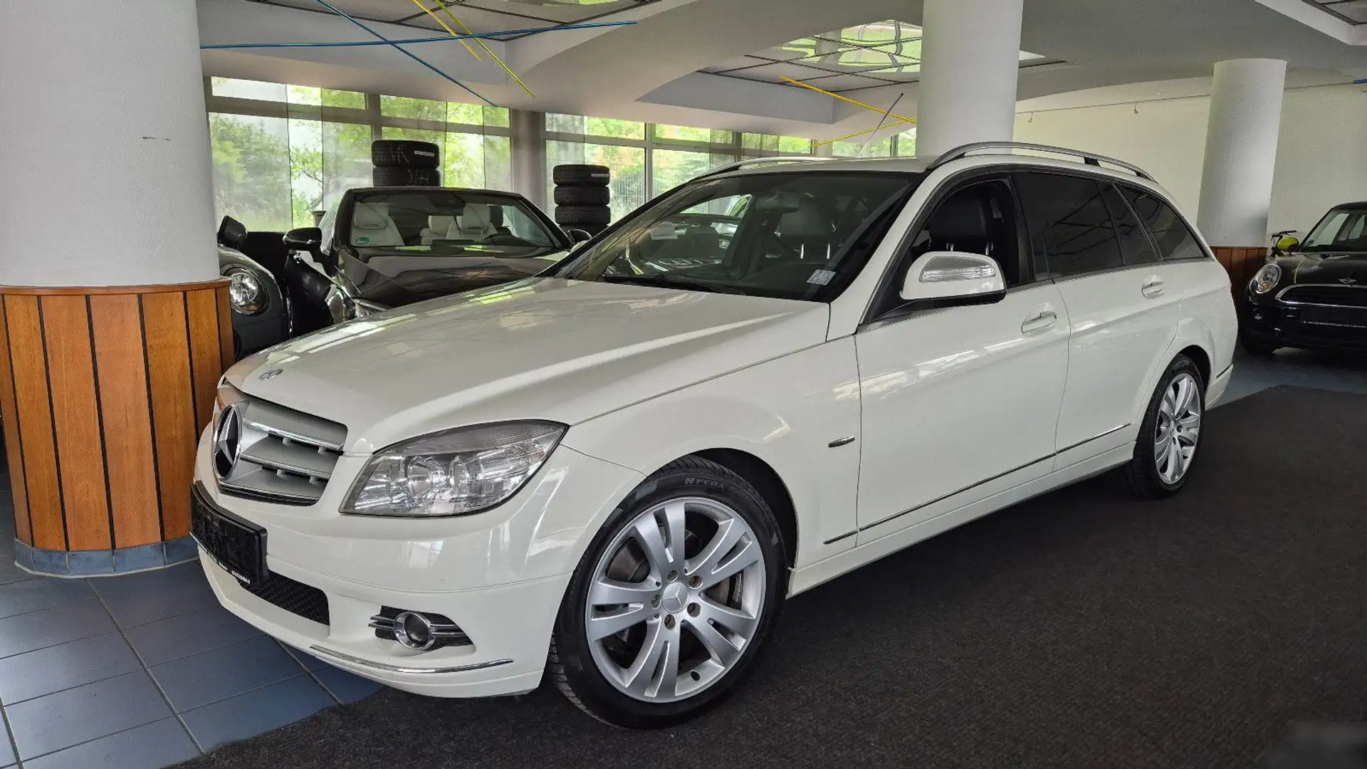 Mercedes-Benz C 220 CDI Avantgarde/AHK/Alu/Navi/SHZ/Temp/2.Hd Weiß - 1