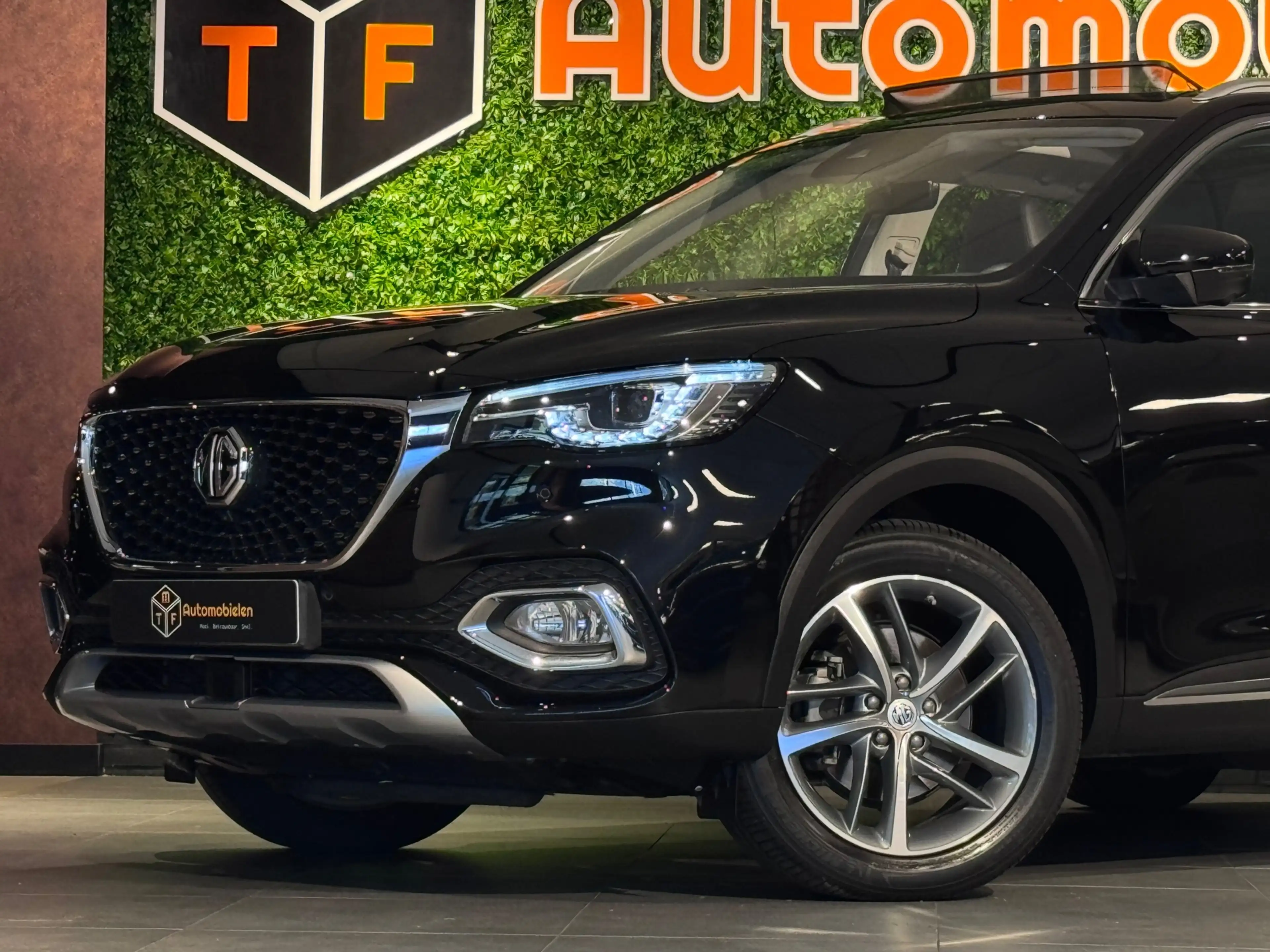 MG EHS 1.5 TGDI Luxury 258 PK PHEV |PANO|VIRTUAL|PROPVOL| — photo 4