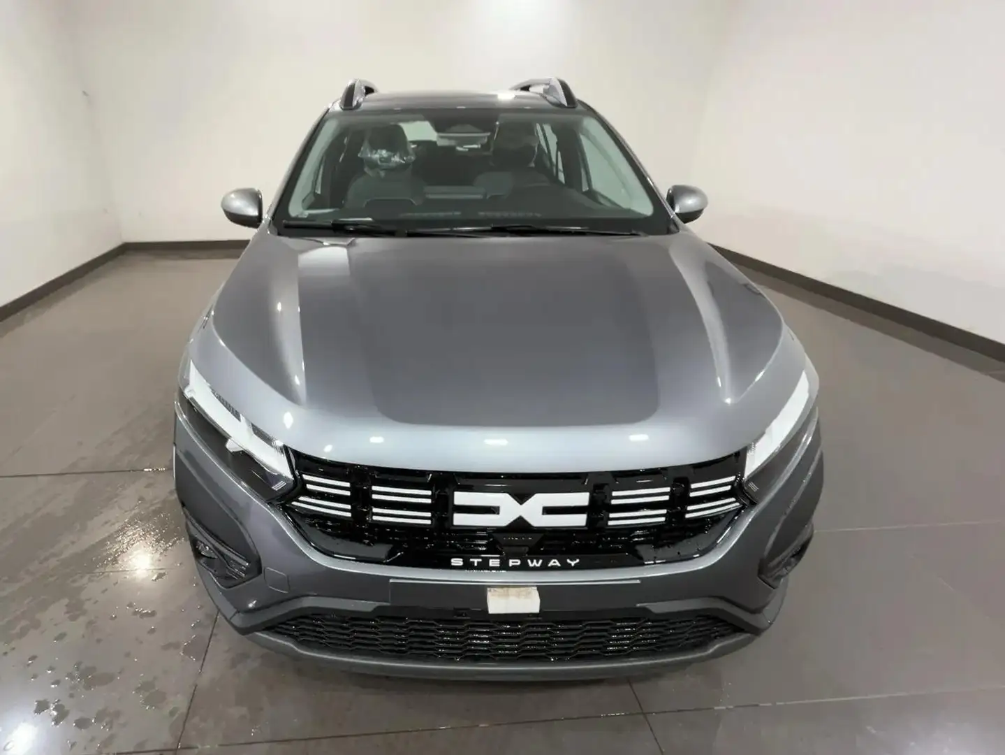 Dacia Sandero Streetway 1.0 tce Expression Eco-g 100cv Grijs - 1