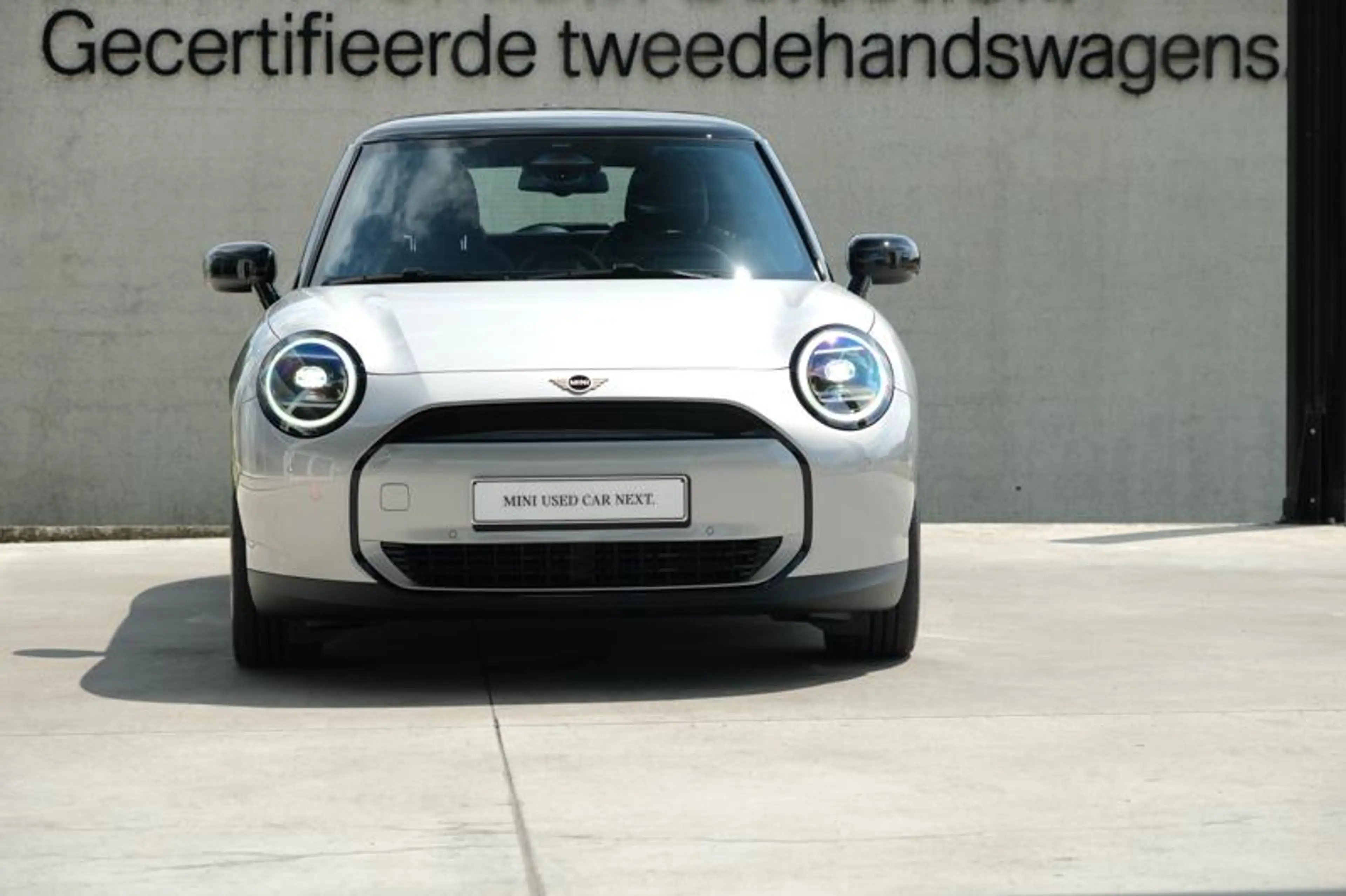 MINI Cooper E Cooper E Classic | HUD | — photo 2