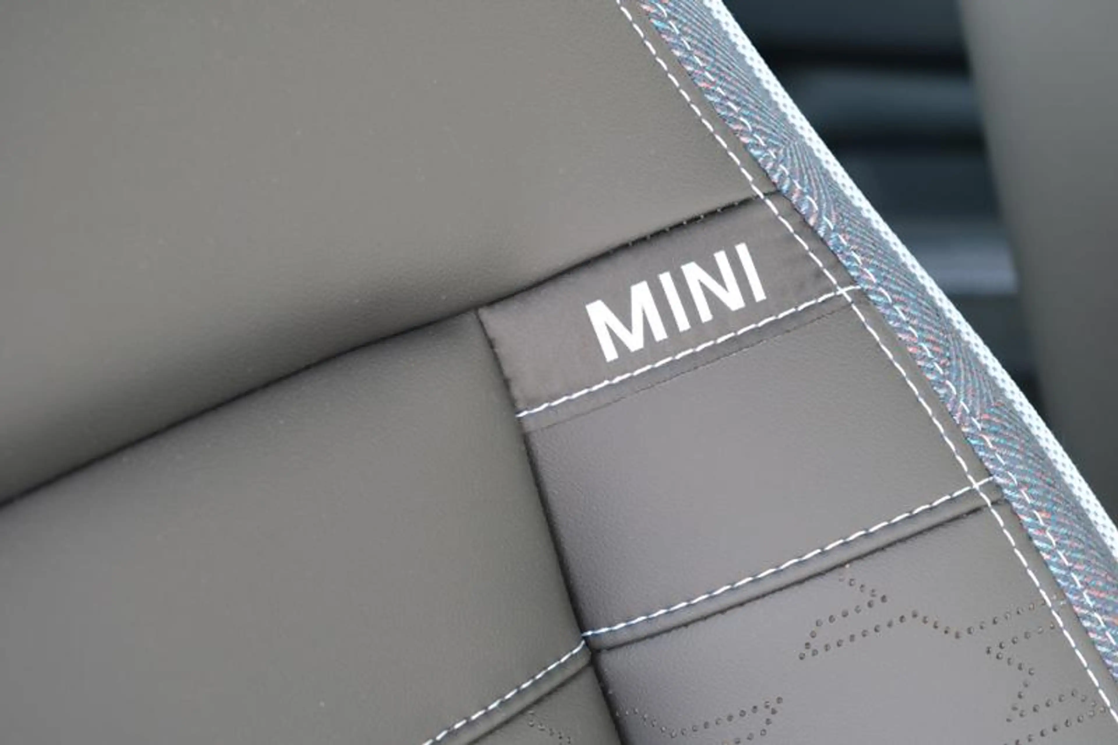 MINI Cooper E Cooper E Classic | HUD | — photo 12