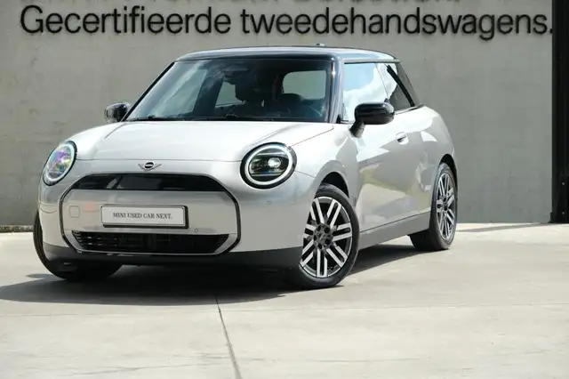 MINI Cooper E Cooper E Classic | HUD |