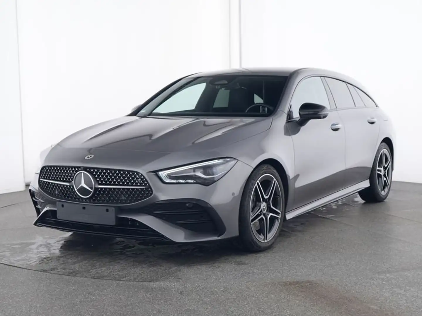 Mercedes-Benz CLA 200 Shooting Brake AMG Line Premium auto Gris - 1