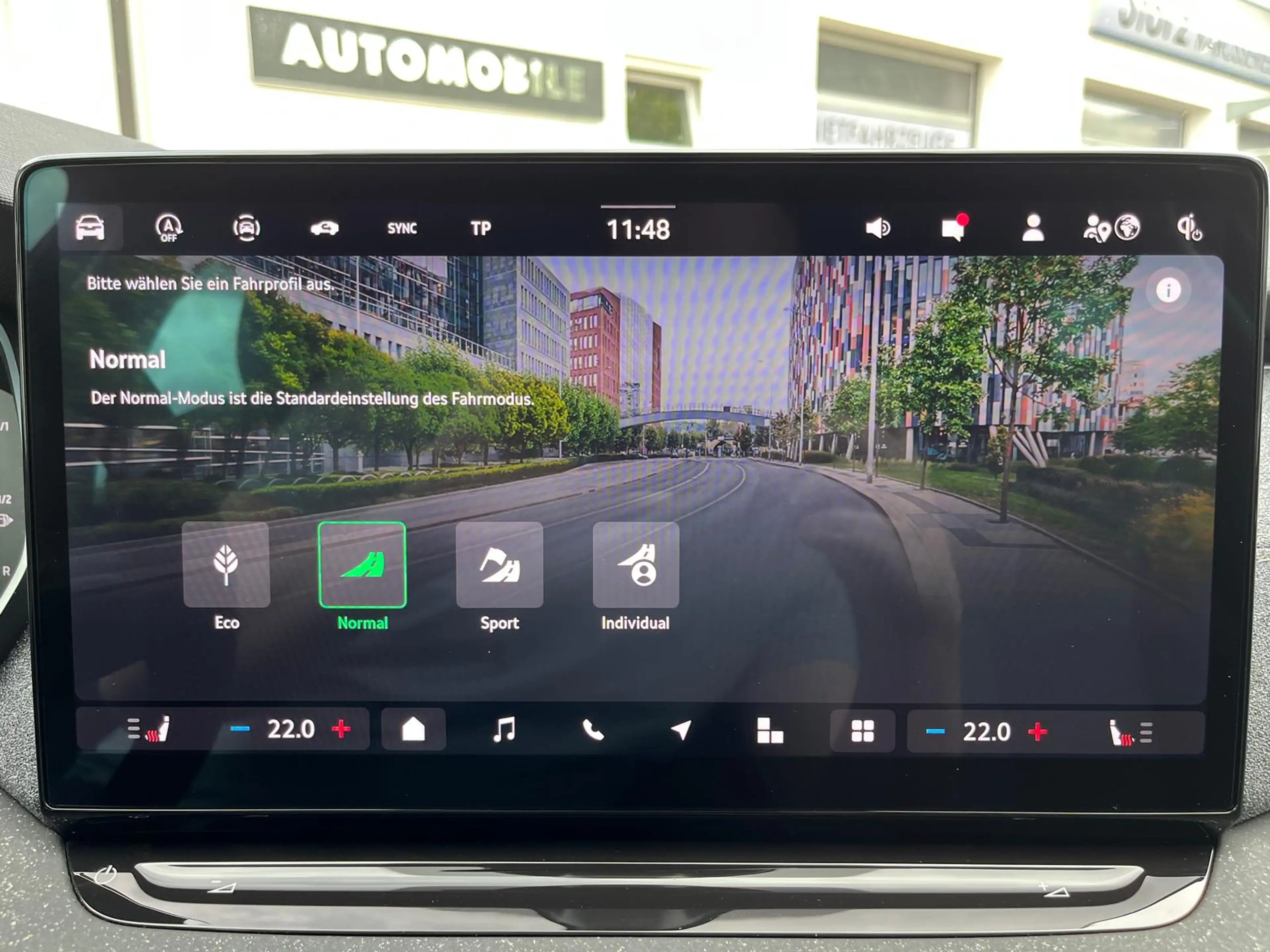 Skoda Octavia 2.0 TDI DSG Selection NAVI LED AHK ACC — photo 14