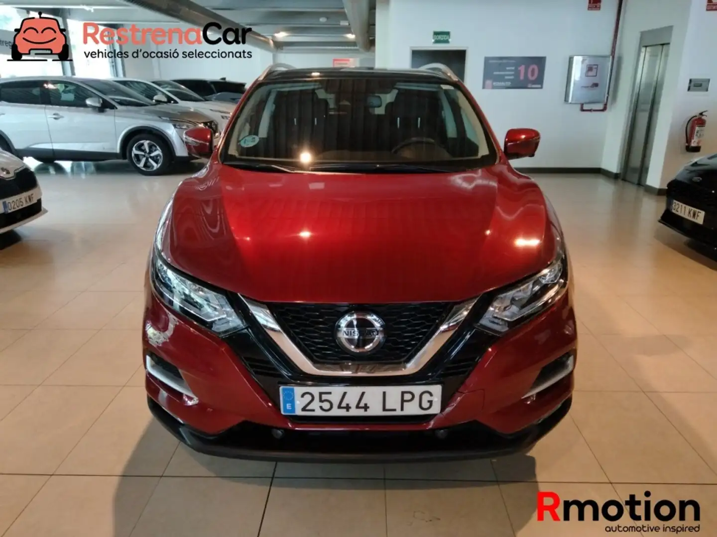 Nissan Qashqai 1.3 DIG-T N-CONNECTA DCT 160CV TECHO PANORAMICO Negro - 2