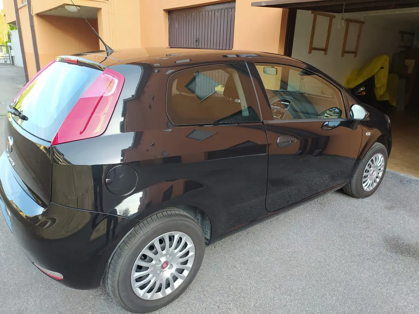Fiat Punto 3p 1.2 Street (easy) Nero - 1