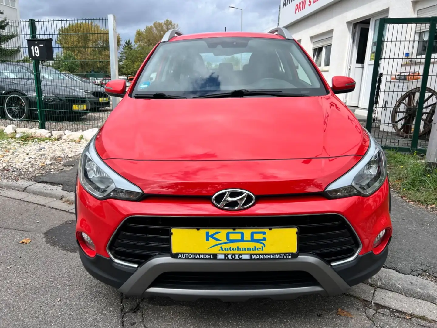 Hyundai i20 Active Trend / Automatik / Kamera / Navi Rot - 2