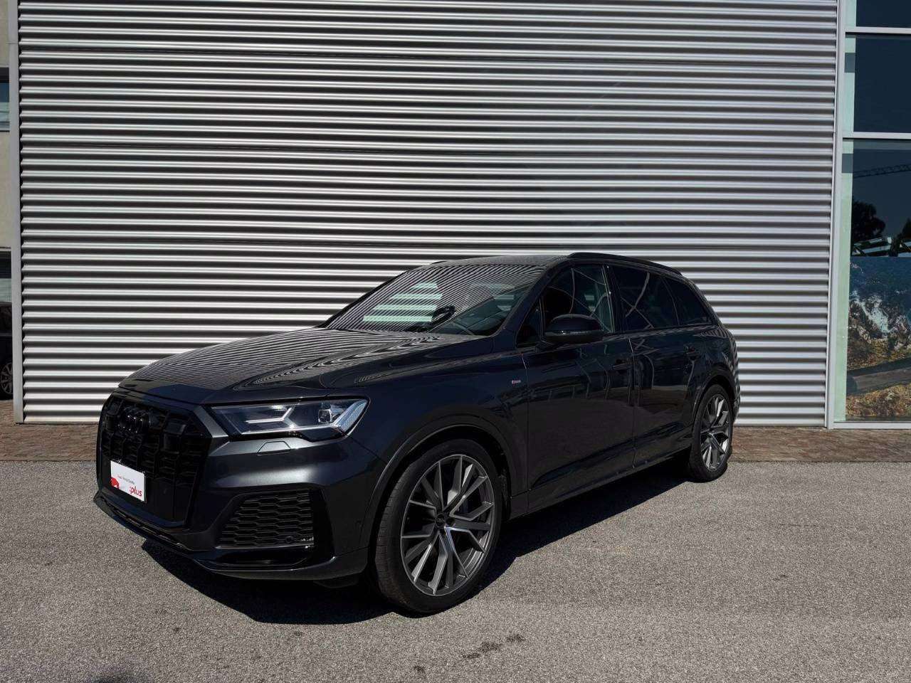 Audi Q7 55 TFSIe QUATTRO TIPTRONIC S-LINE