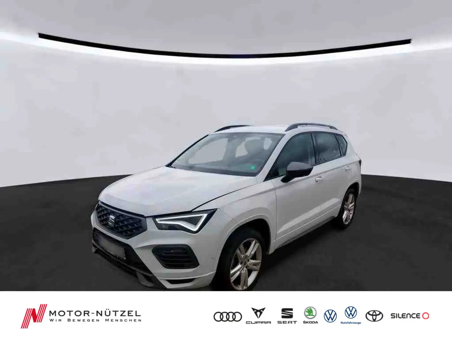 SEAT Ateca 1.5 TSI DSG FR LED+NAV+AHK+ACC+SHZ+RFK+PLA Weiß - 1