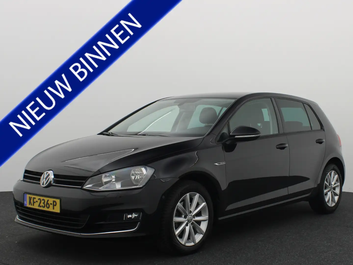 Volkswagen Golf 1.6 TDI Comfortline NAVI / CLIMA / PDC / BLUETOOTH Zwart - 1