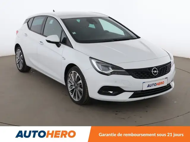 Opel Astra view 8