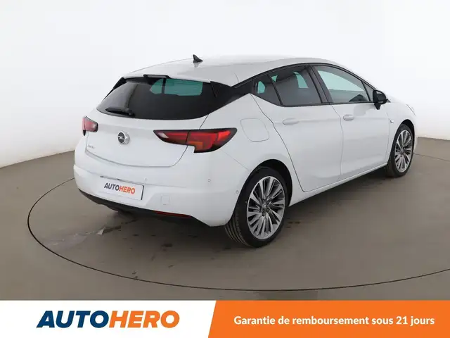 Opel Astra view 6