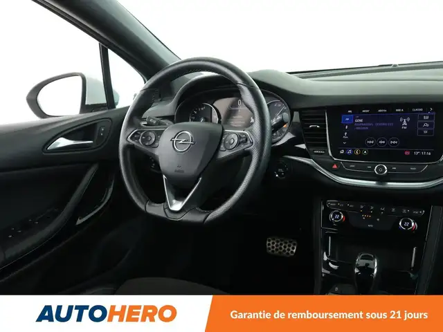 Opel Astra view 13