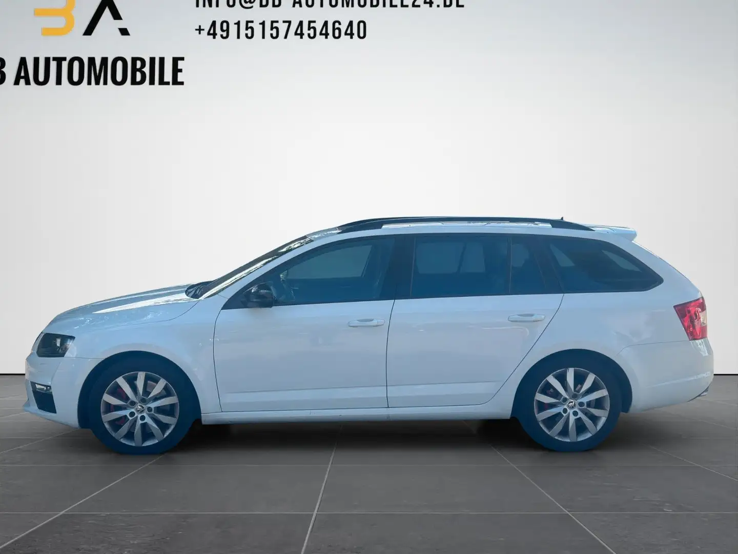 Skoda Octavia Combi RS DSG PANO NAVI AHK XENON SPUR.A Wit - 2