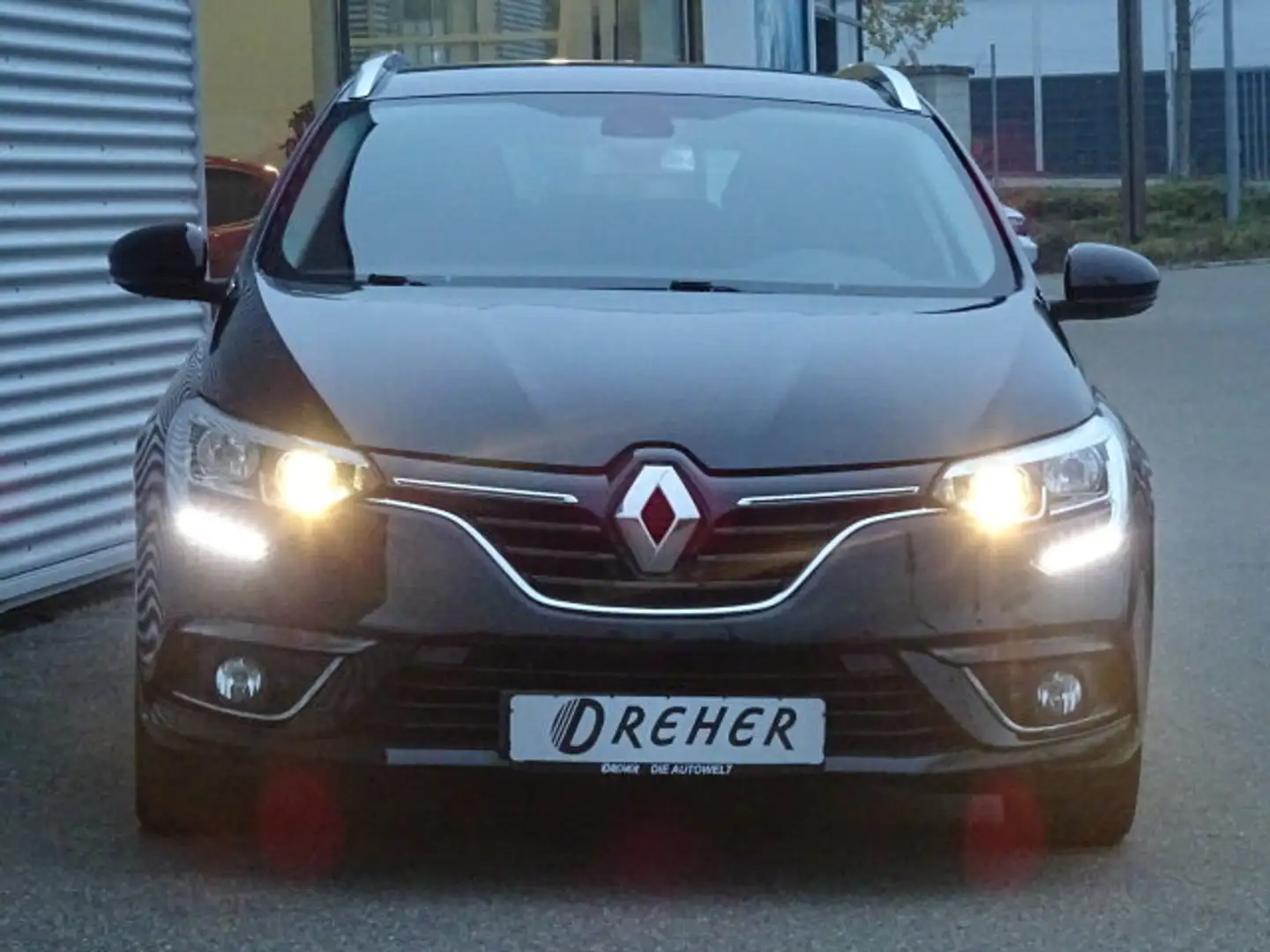 Renault Megane Megane IV Grandtour TCe 140 GPF Limited Navi/LED Schwarz - 2