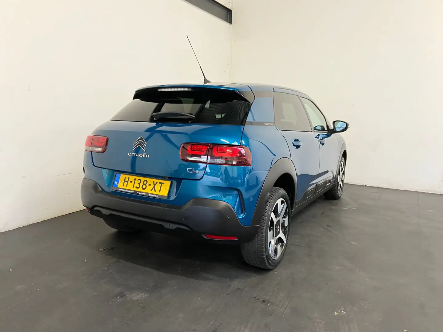 Citroen C4 Cactus 1.2 PureTech Business Plus Blauw - 2