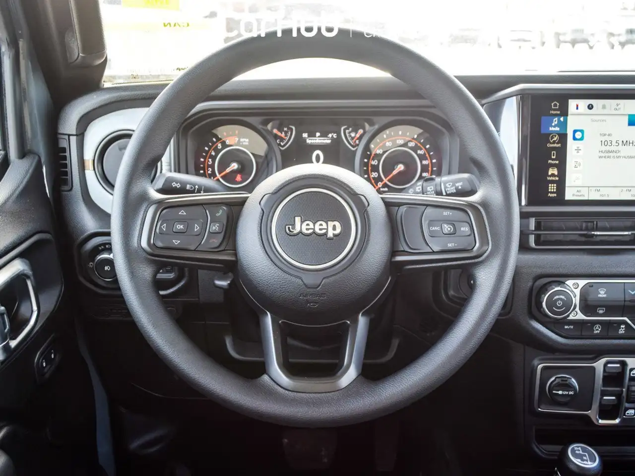 Jeep Wrangler снимка Jeep Wrangler