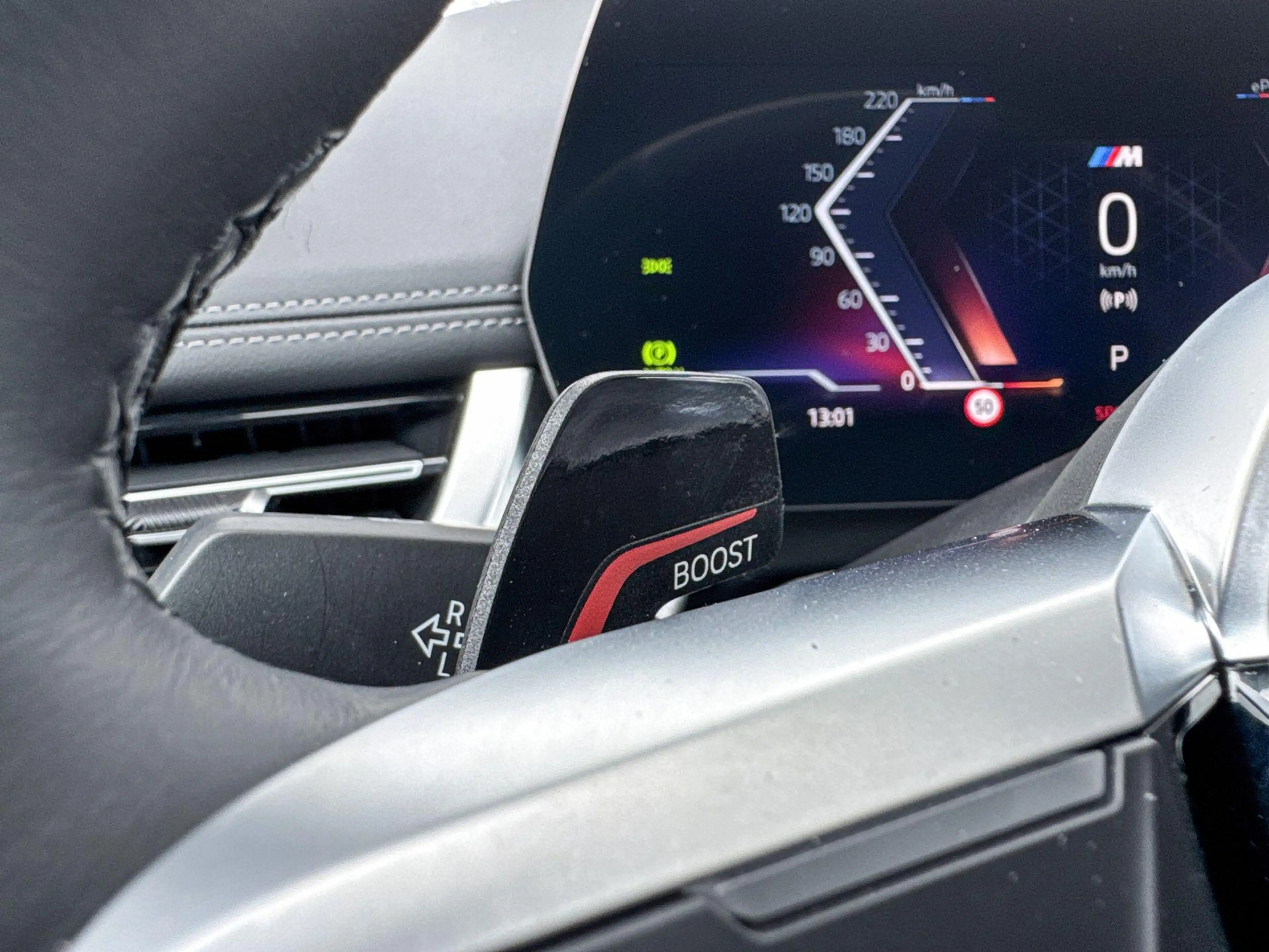 BMW iX1 eDrive20 67 kWh — photo 15