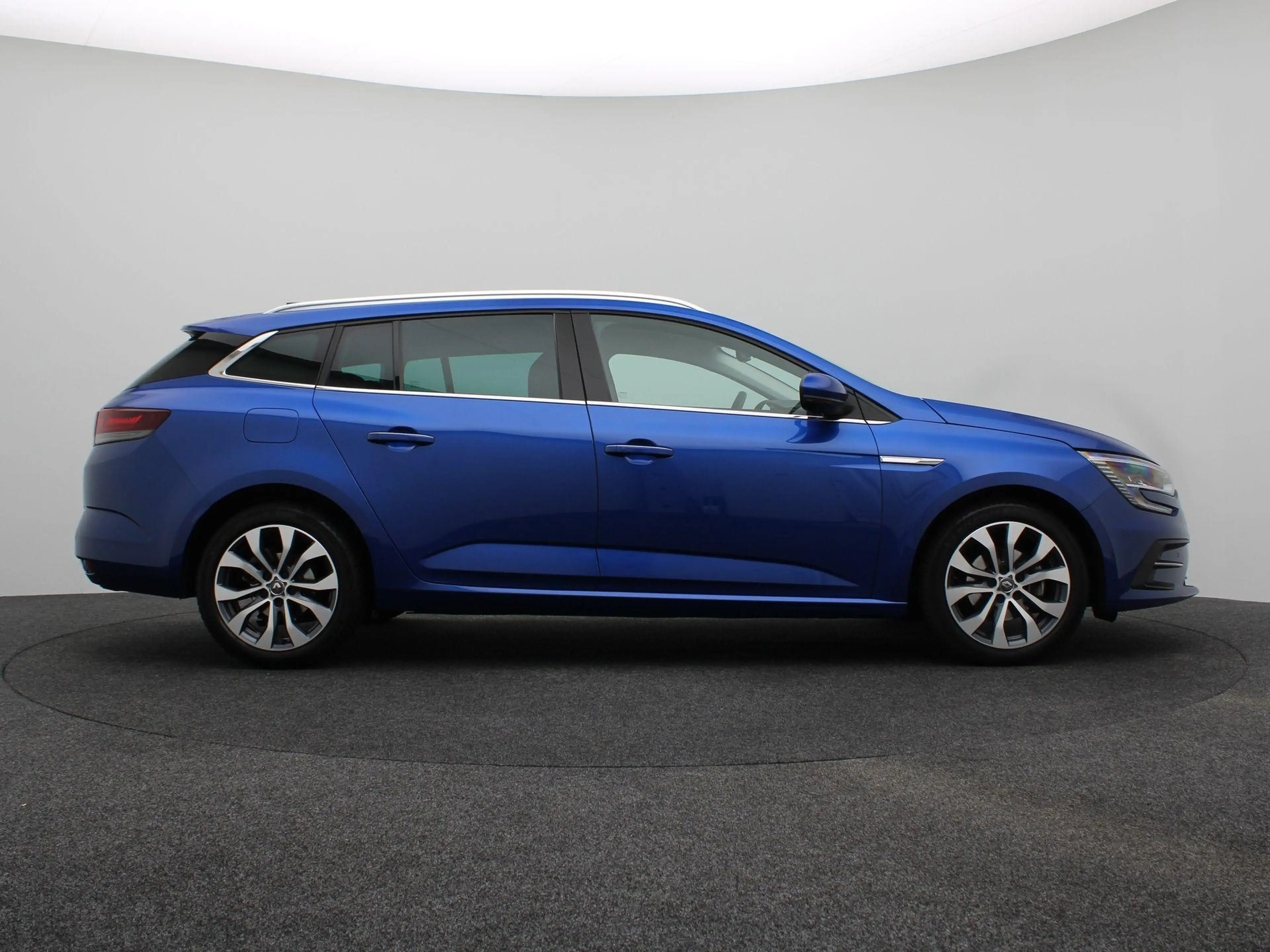 Renault Megane Estate TCe 140 EDC GPF techno | AUTOMAAT | Trekhaa — photo 6